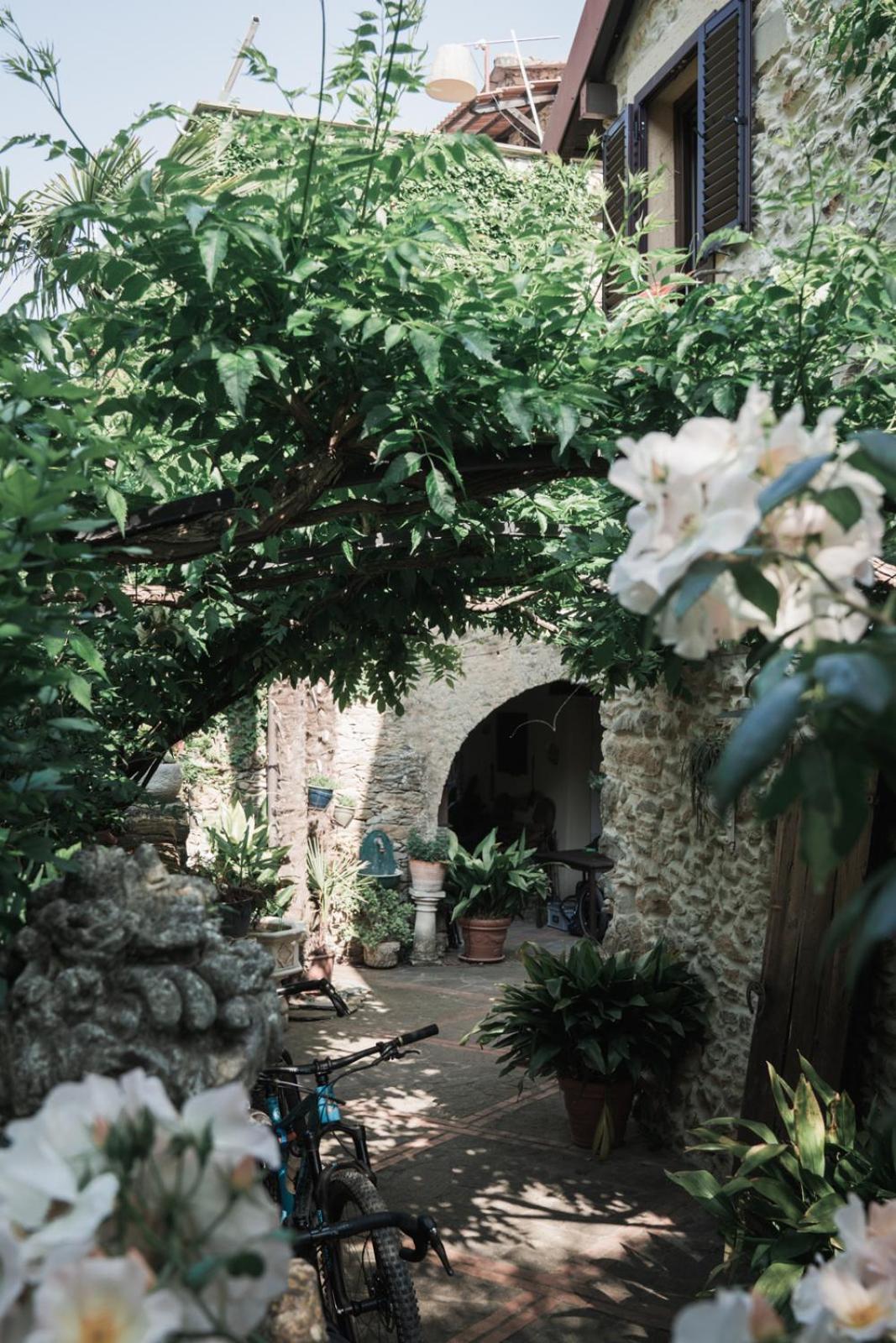 Borgata Cantone Country House B&B Garlenda Exterior photo